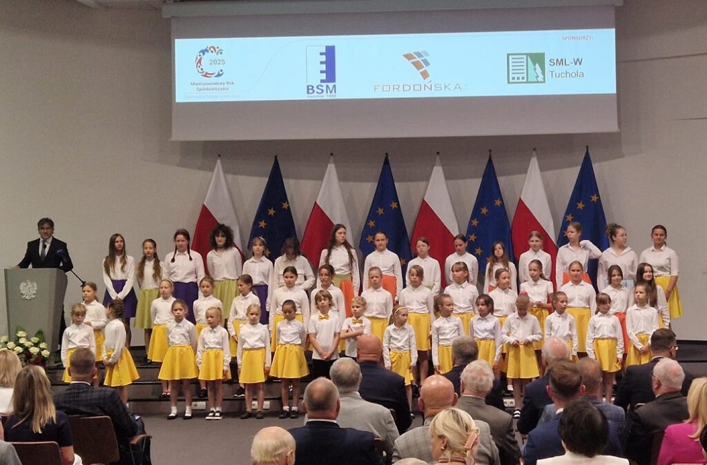 Międzynarodowy Rok Spółdzielczości z udziałem naszych chórzystów!